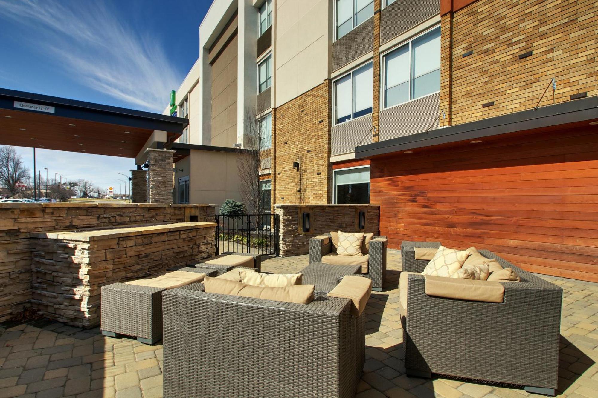 Holiday Inn Express & Suites Wapakoneta By Ihg Eksteriør billede